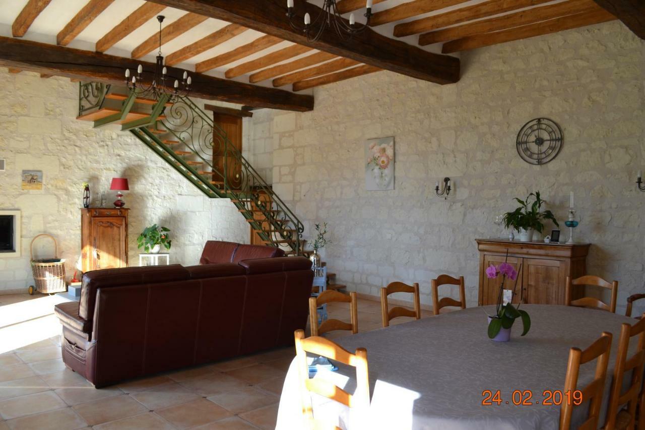 Les Chambres D Hotes Du Lavoir Restigné Εξωτερικό φωτογραφία